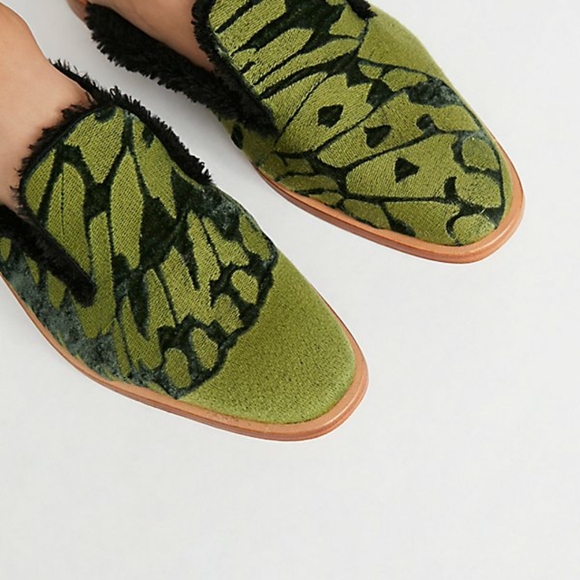 FREE PEOPLE New FP Cozy Winter Faux Fur Mules Flat - Picture 7 of 12